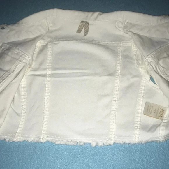 HWY JEANS Sleeveless Cropped White Denim Button Up Vest 2 Chest Pockets Size S - Picture 3 of 9